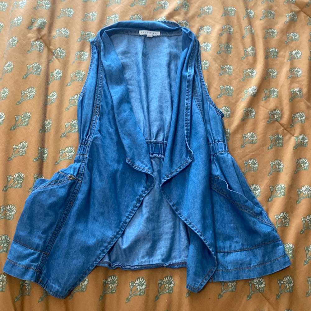Cute Copper Key Girls Denim Vest